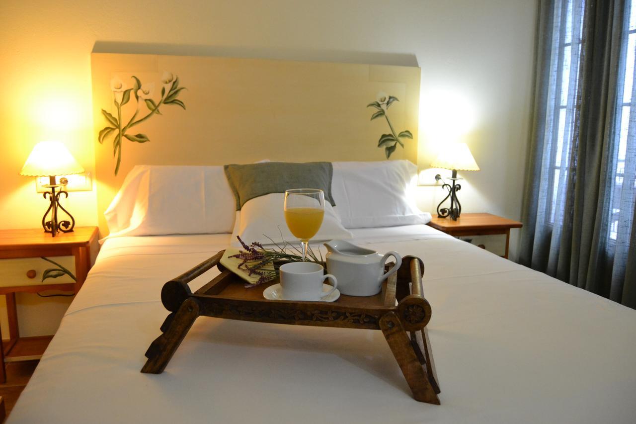 Hostal Toribio Galaroza Exteriér fotografie