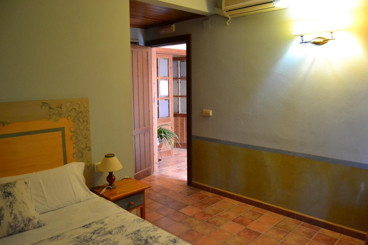 Hostal Toribio Galaroza Exteriér fotografie